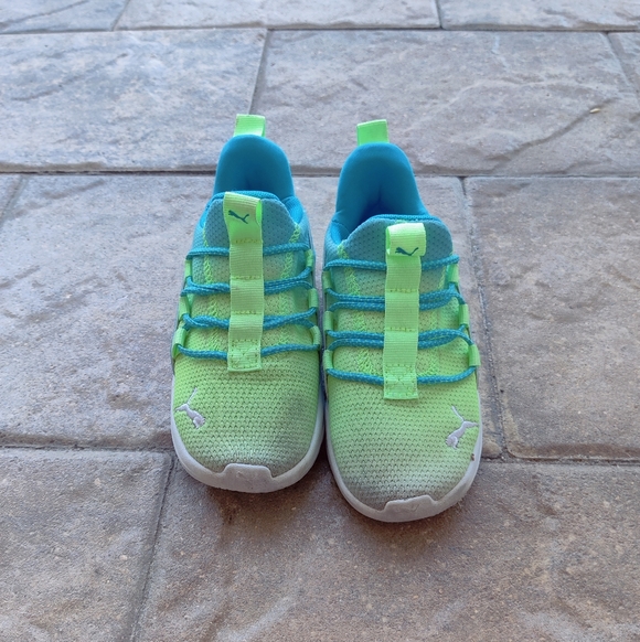 PUMA Kids' Green and Blue Slip On Sneakers - Picture 2 of 6